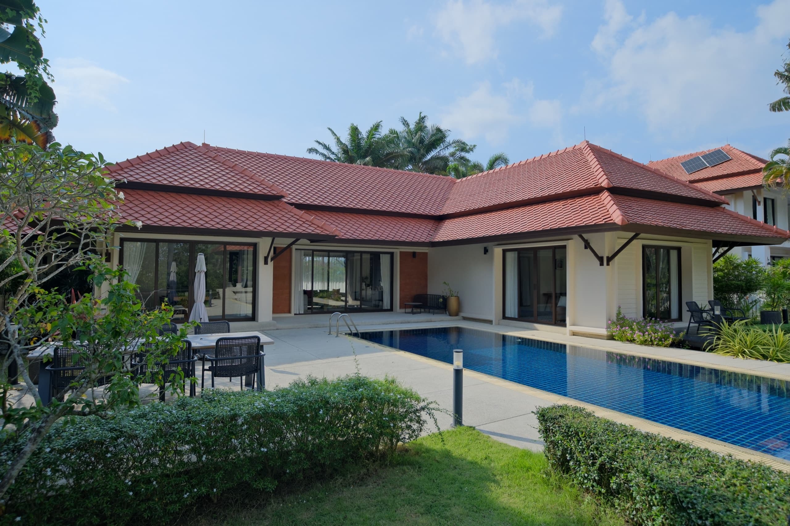 Laguna Homes Golf Villa