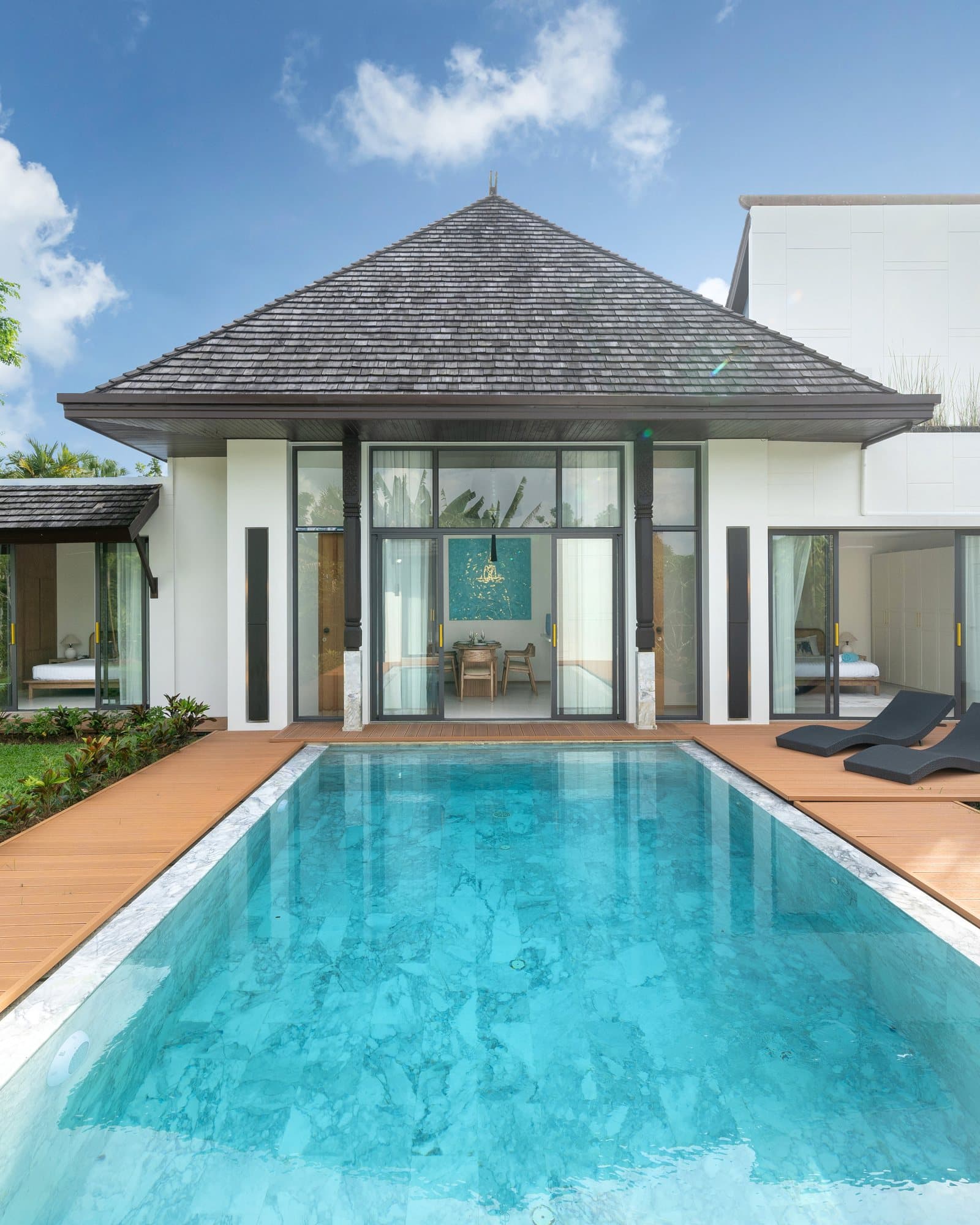 Mono Hall Pool Villa